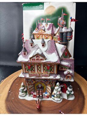 Department 56 Santas Castle Christmas Village Snowy Decorations Flags Reindeer S